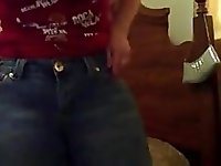 Big butt redhead tries on jeans
