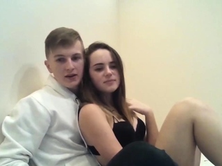 Small titted brunette teen fingering on the bed